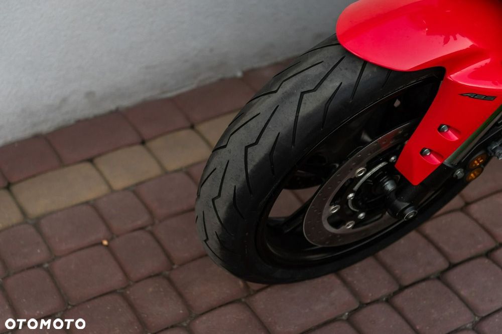 Yamaha FZ - 9