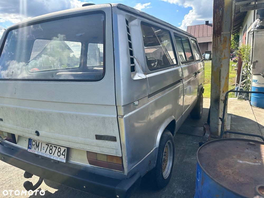 Volkswagen Transporter - 5
