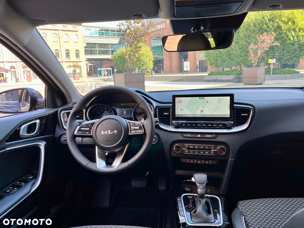 Kia Ceed 1.5 T-GDI Tribute DCT - 16