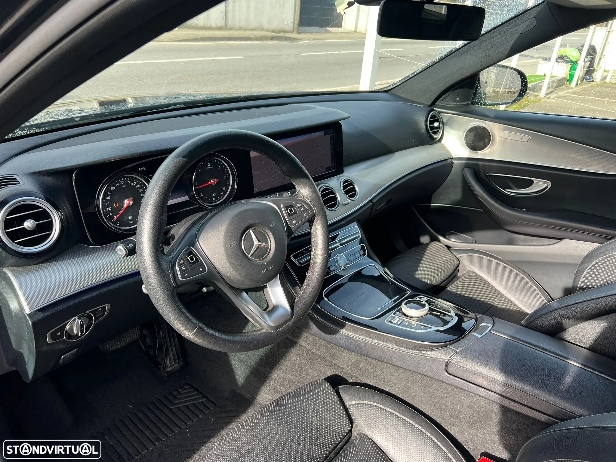 Mercedes-Benz E 220 d Avantgarde+ - 8