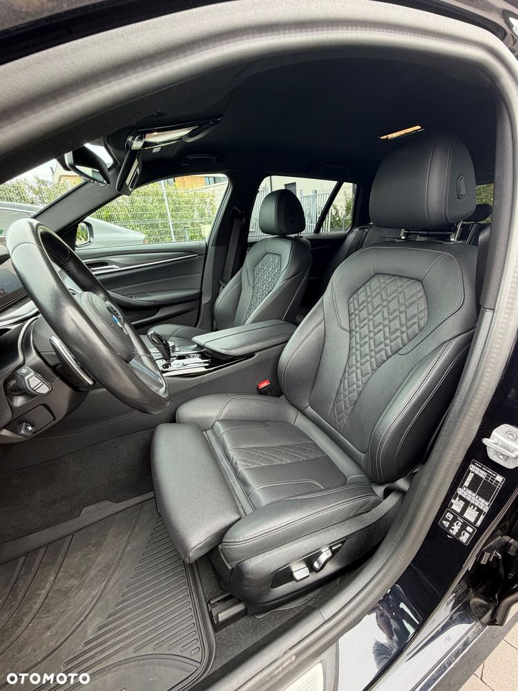 BMW Seria 5 520d xDrive mHEV M Sport sport - 7