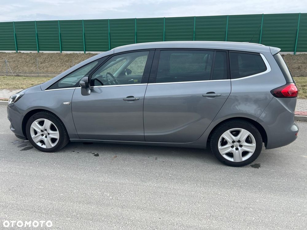 Opel Zafira 1.6 T Plus S&S - 3