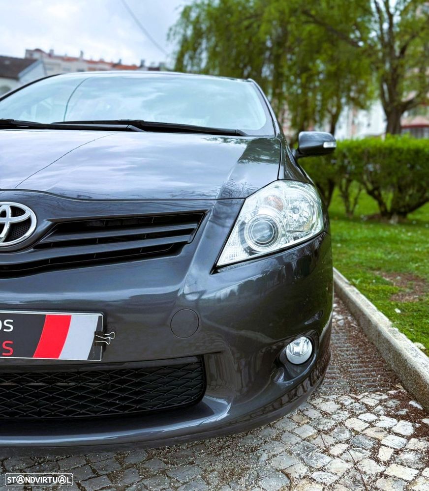 Toyota Auris 1.4 D-4D Sol - 5