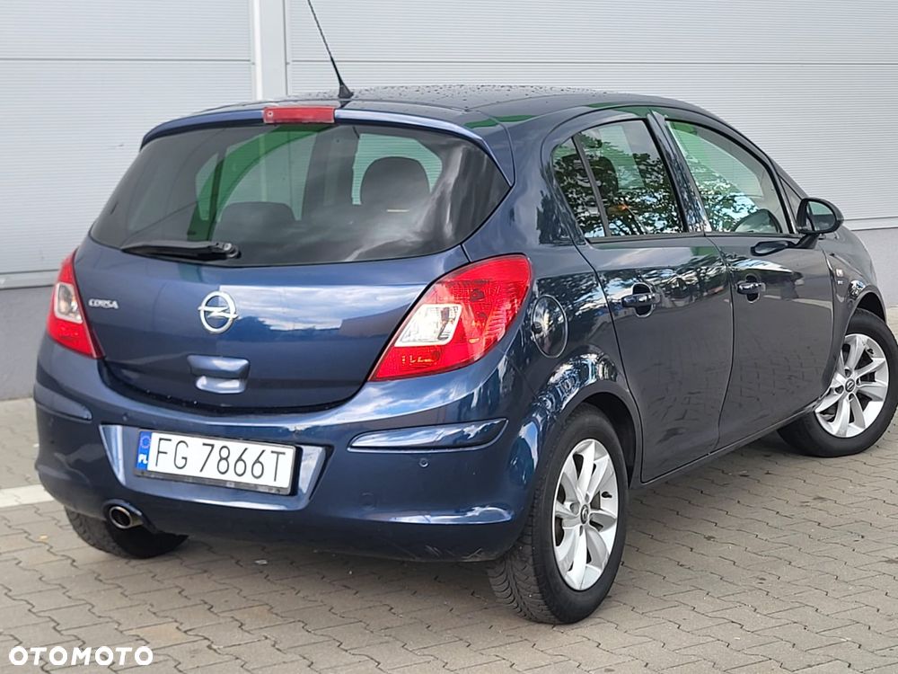 Opel Corsa 1.4 16V Energy - 10