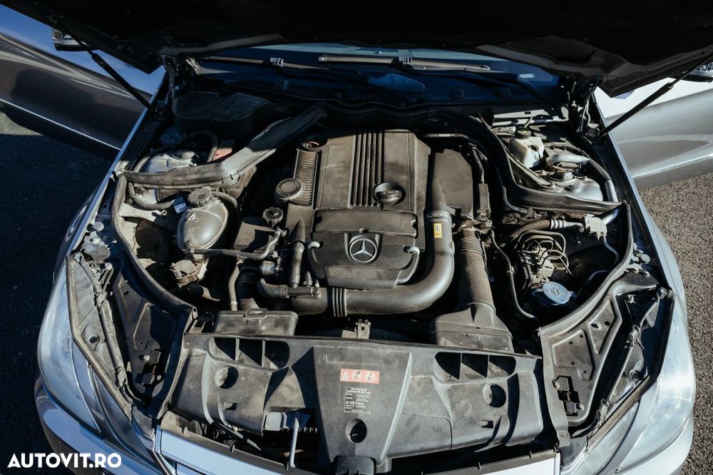 Mercedes-Benz E 200 CGI BlueEFFICIENCY - 13