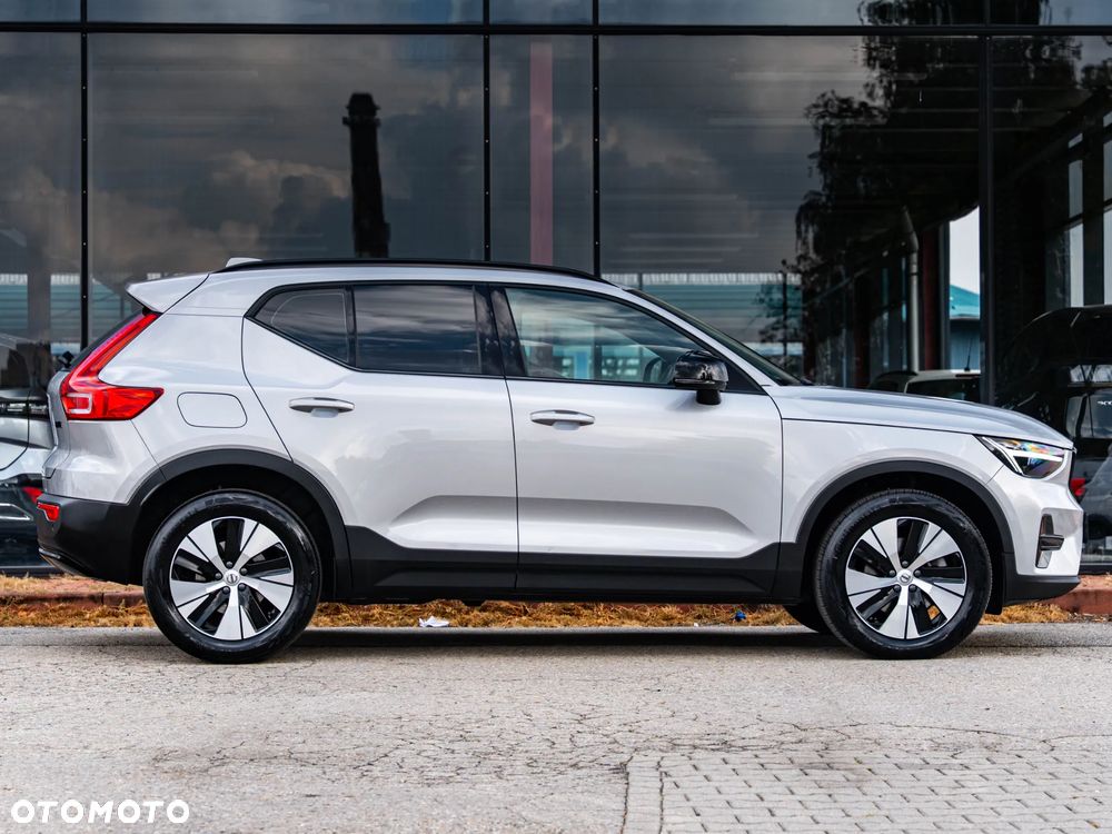 Volvo XC 40 B4 B AWD DKG Plus Dark - 16