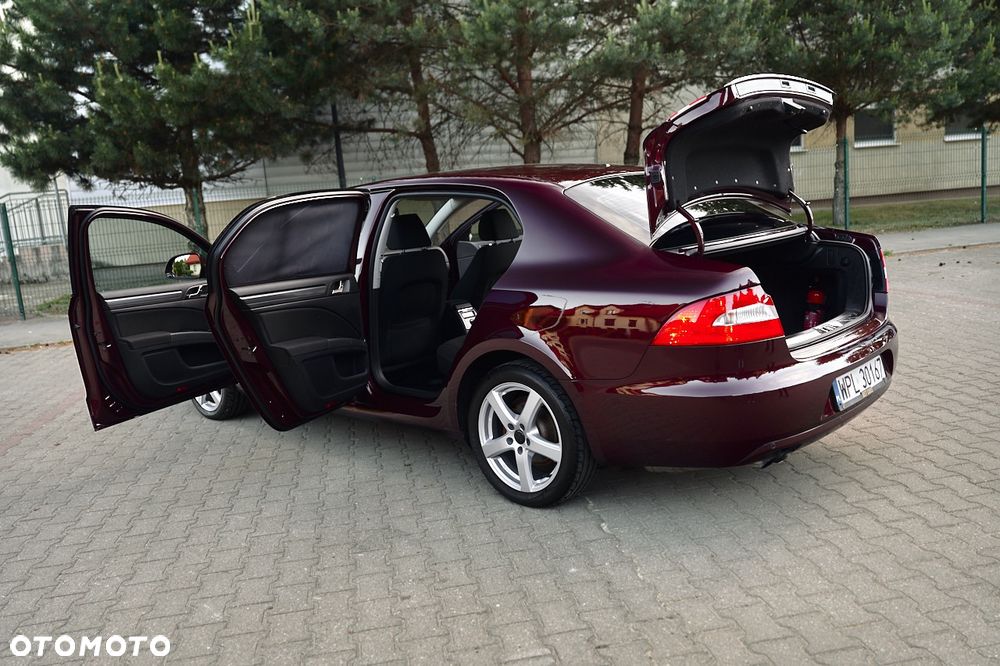 Skoda Superb 1.4 TSI Business - 20