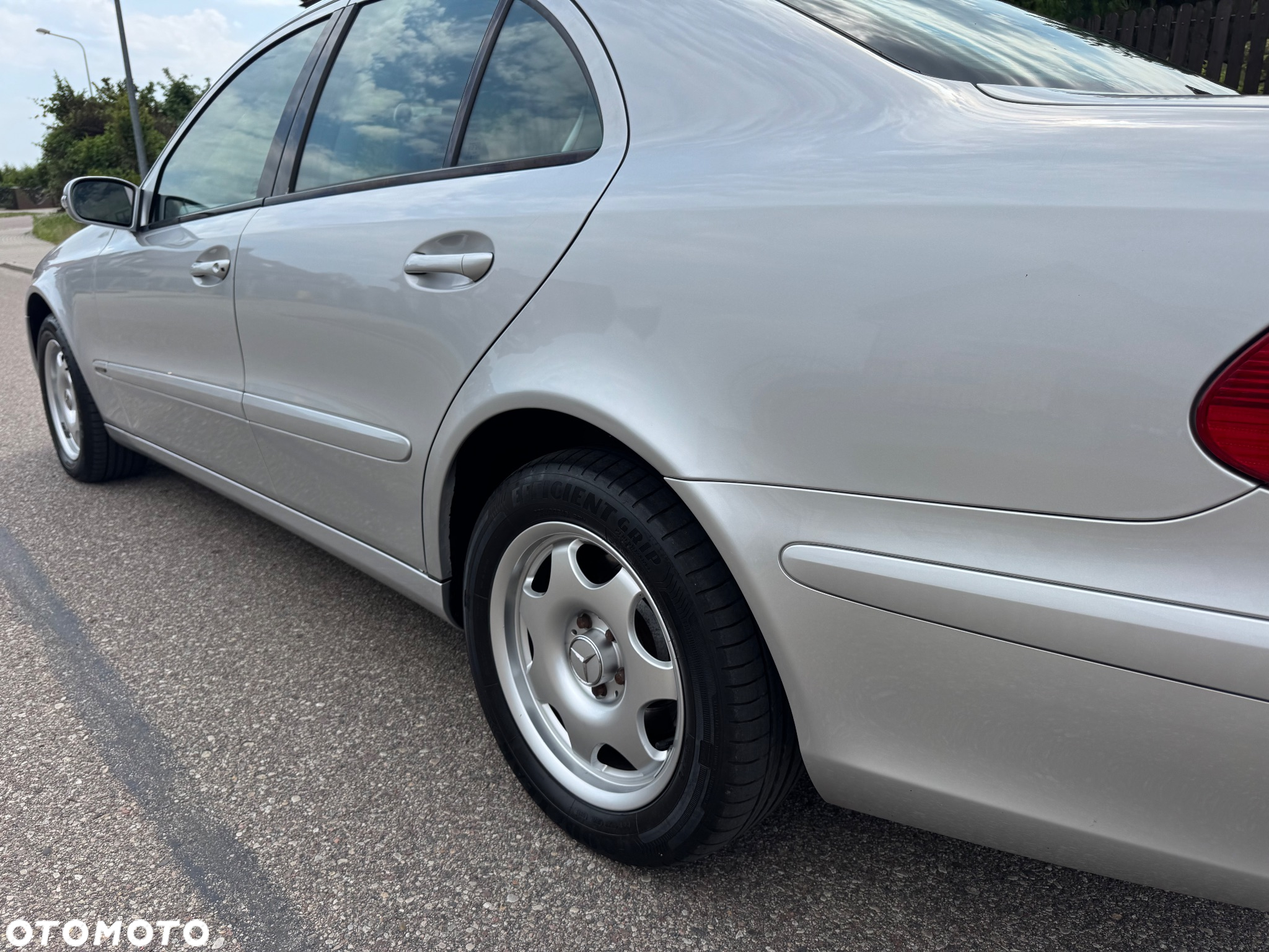 Mercedes-Benz Klasa E 200 Kompressor Classic - 13