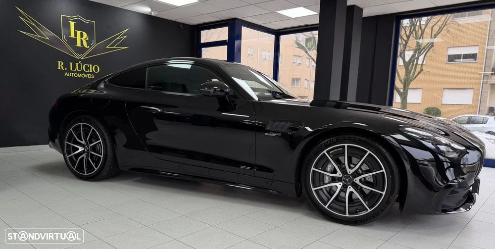 Mercedes-Benz AMG GT 43 - 14