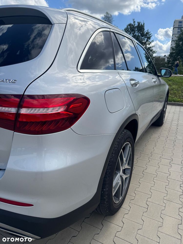 Mercedes-Benz GLC - 9