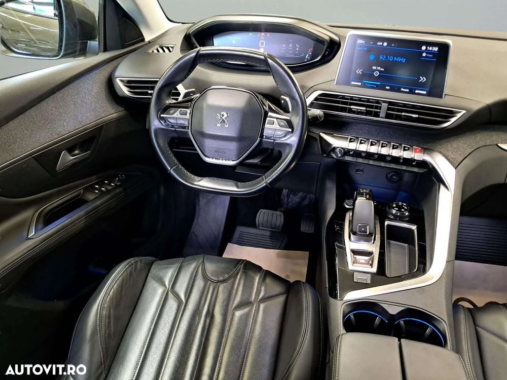 Peugeot 3008 1.6 THP EAT6 Allure - 12