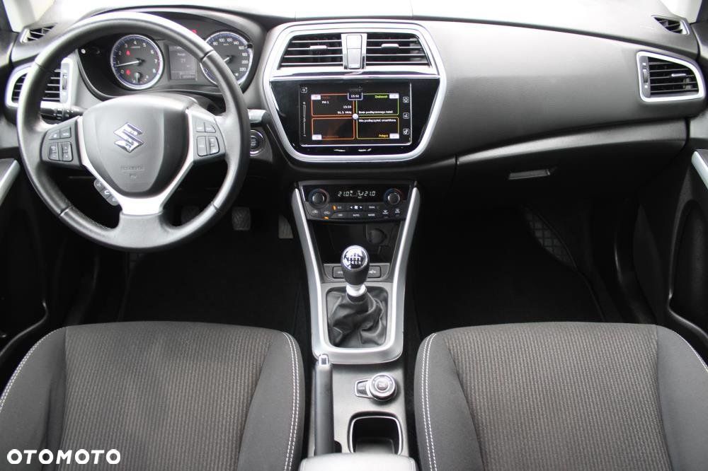 Suzuki SX4 S-Cross - 23