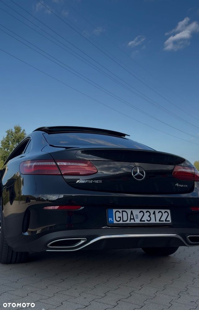 Mercedes-Benz Klasa E 220 d 4-Matic 9G-TRONIC - 4