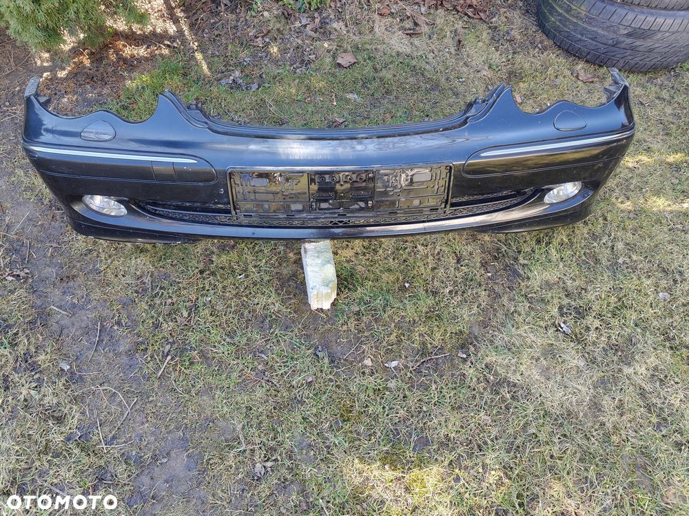 MERCEDES W203 Zderzak przedni Przód Pod Spryskiwacze Chrom 040 Czarny Xenon Avantgarde - 2