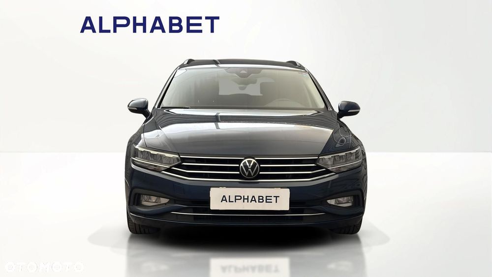 Volkswagen Passat - 8