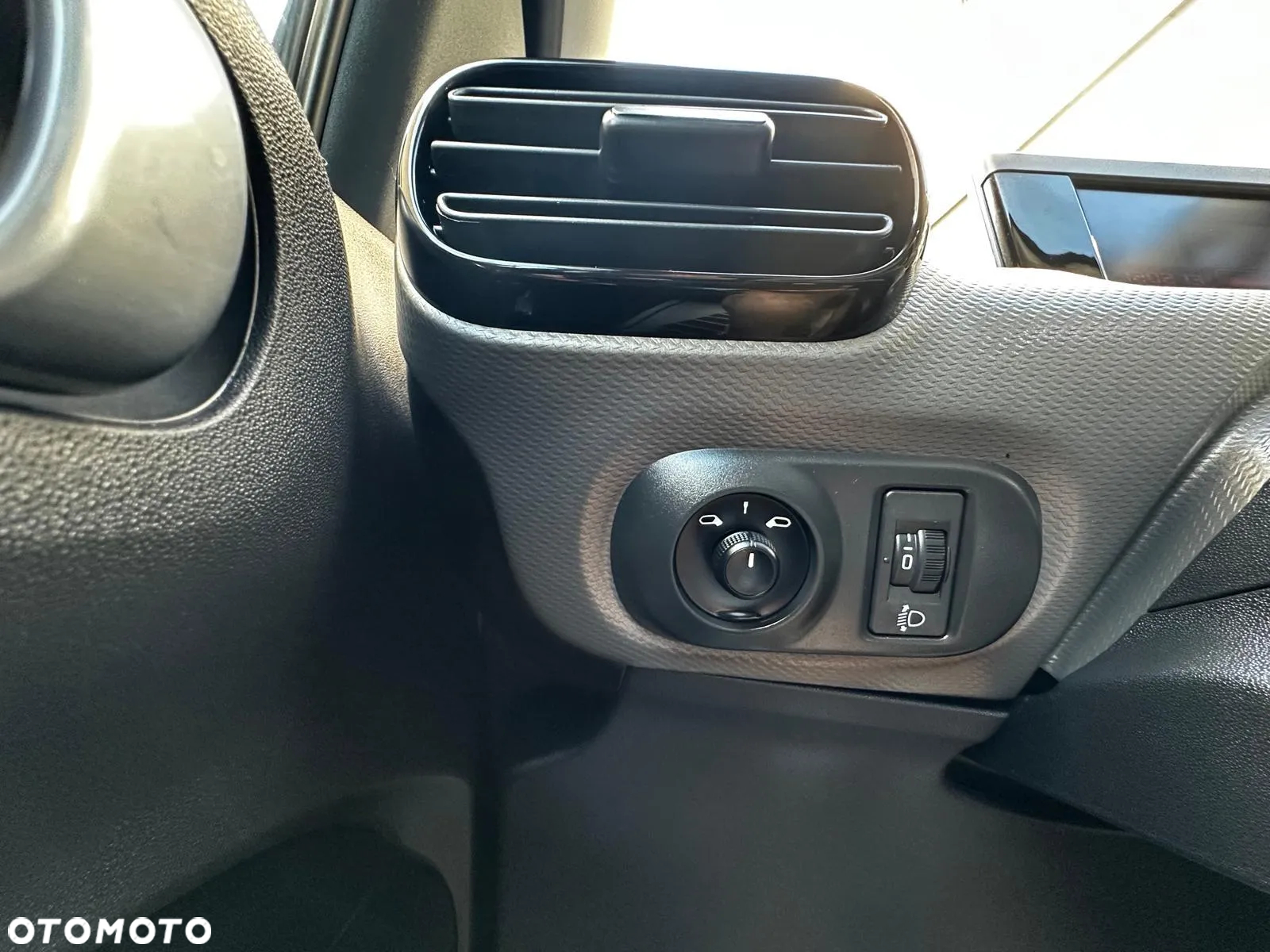 Citroën C4 Cactus BlueHDi 100 Stop&Start Shine - 17