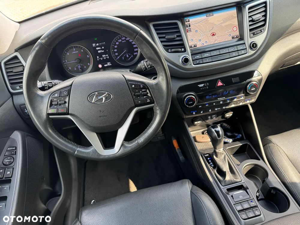 Hyundai Tucson blue 1.7 CRDi 2WD DCT Premium - 24