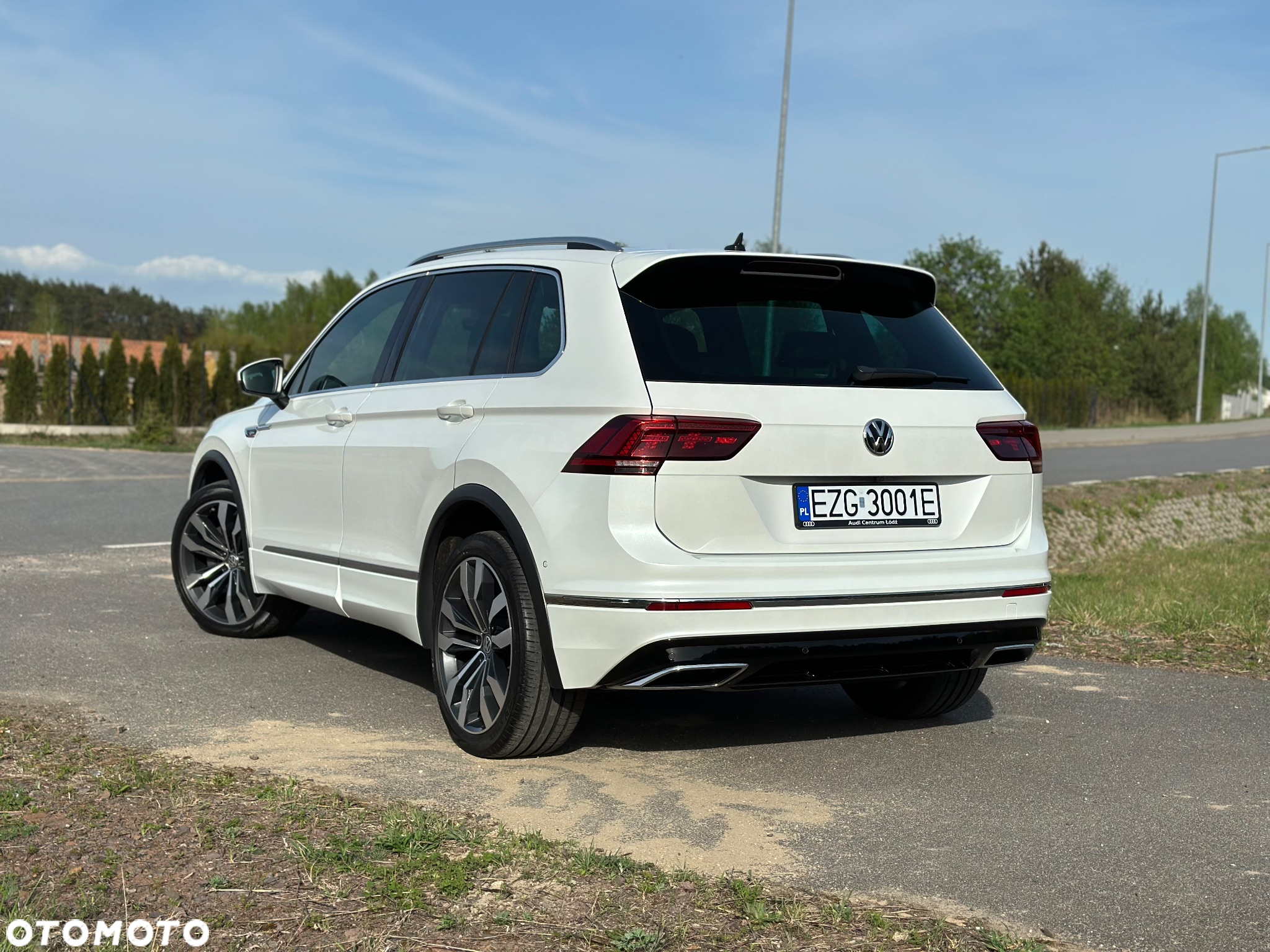 Volkswagen Tiguan - 4