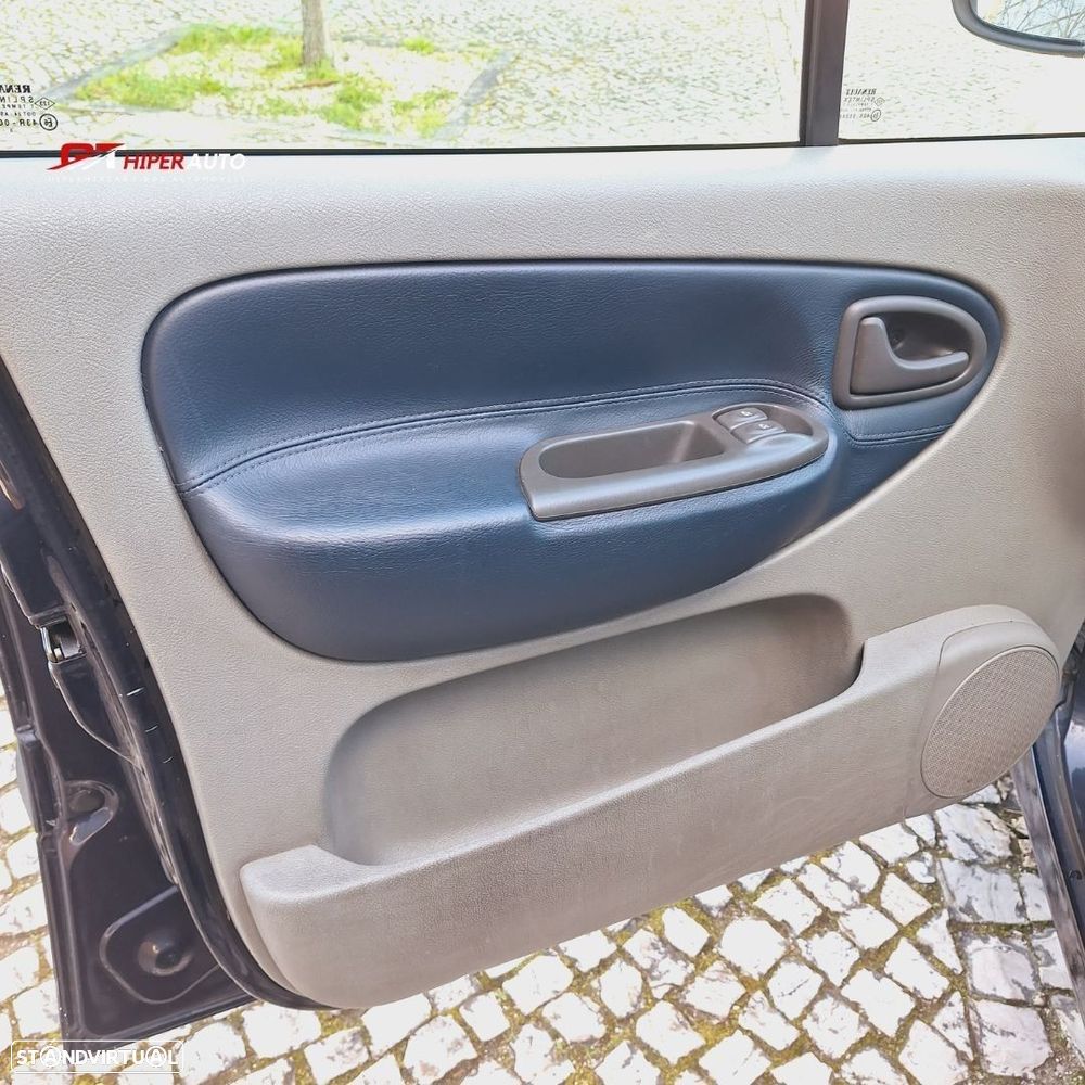 Renault Scénic 1.4 16V RXT AC - 5