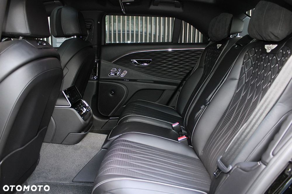 Bentley Flying Spur - 10