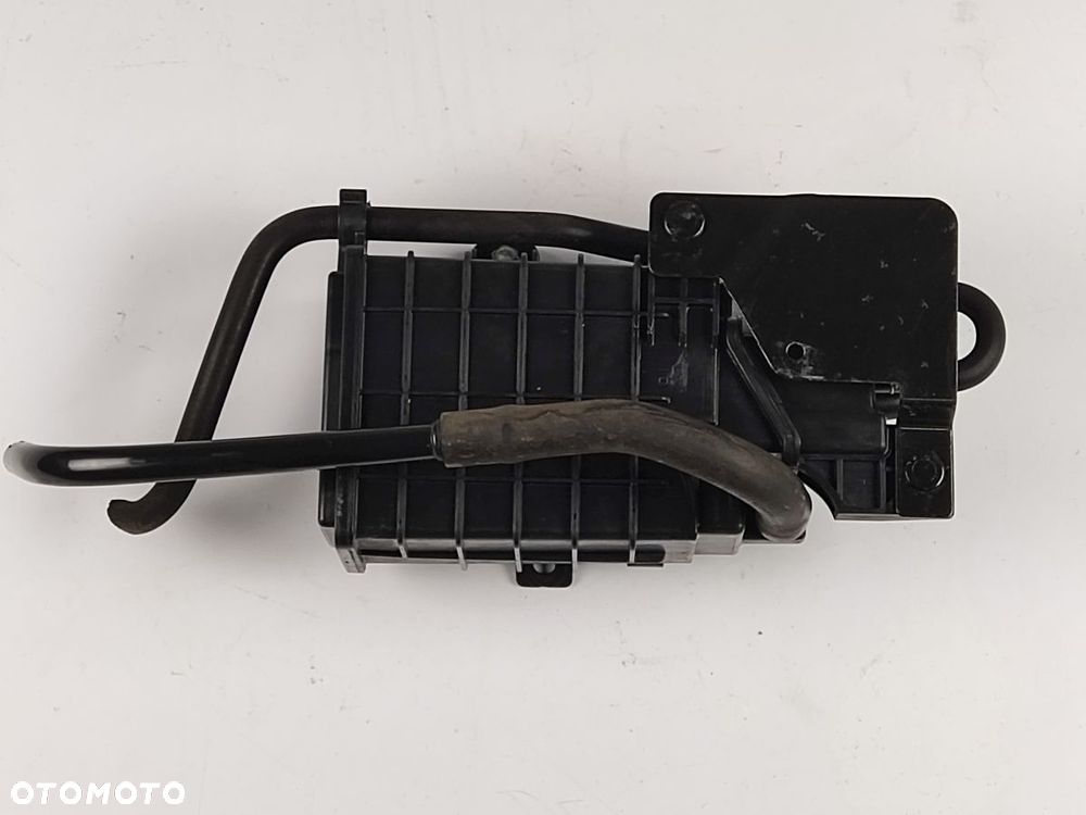 HONDA HR-V 1.5i gen II 15-18r Filtr Węglowy - 1