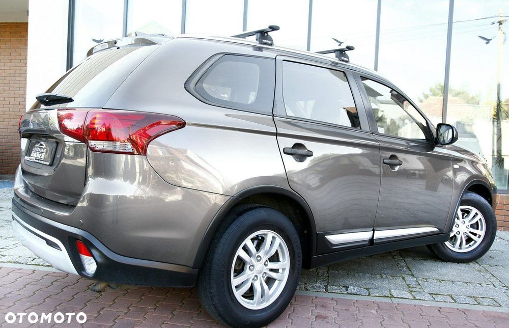 Mitsubishi Outlander - 27