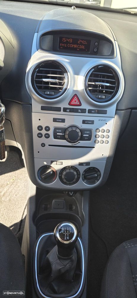 Opel Corsa 1.3 CDTi Enjoy - 11