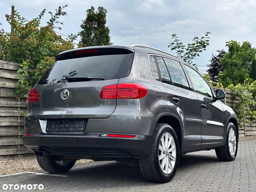 Volkswagen Tiguan 2.0 TDI DPF BlueMotion Technology Lounge Sport & Style - 6