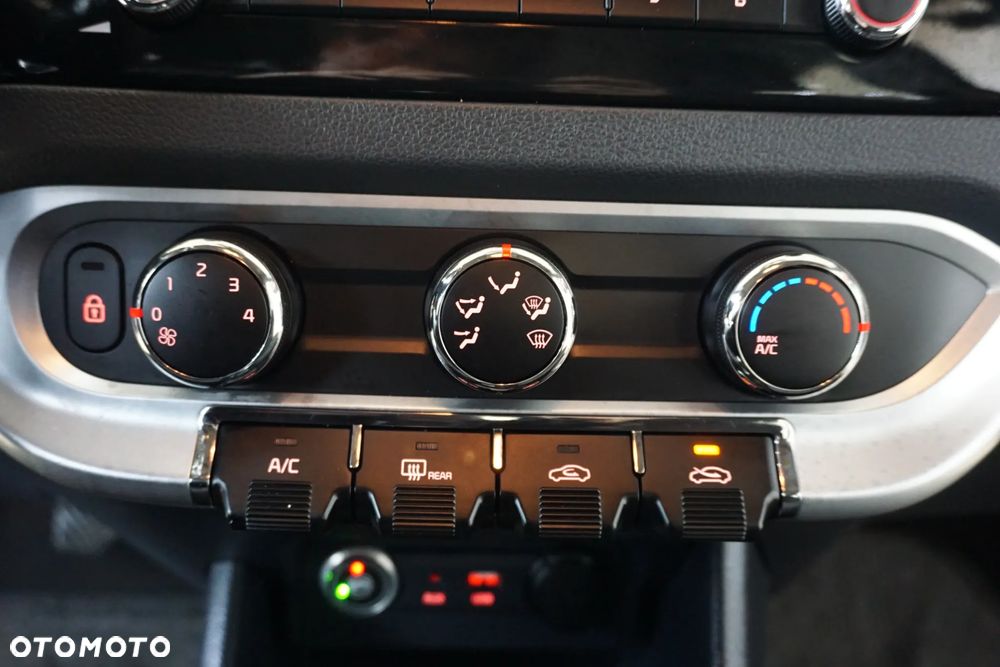 Kia Rio 1.2 Spirit - 35