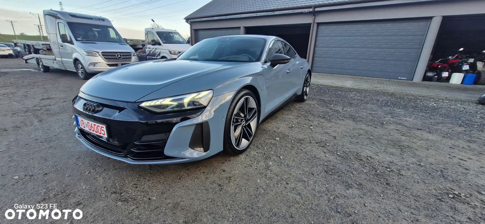 Audi e-tron GT - 1
