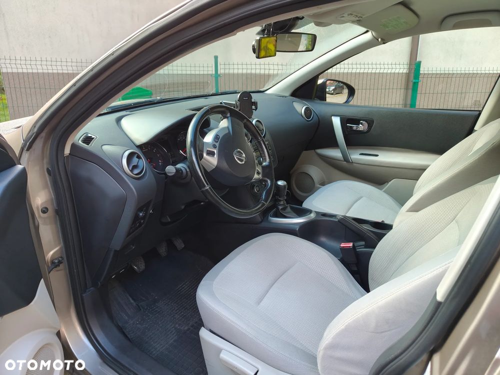 Nissan Qashqai 2010 photo 3