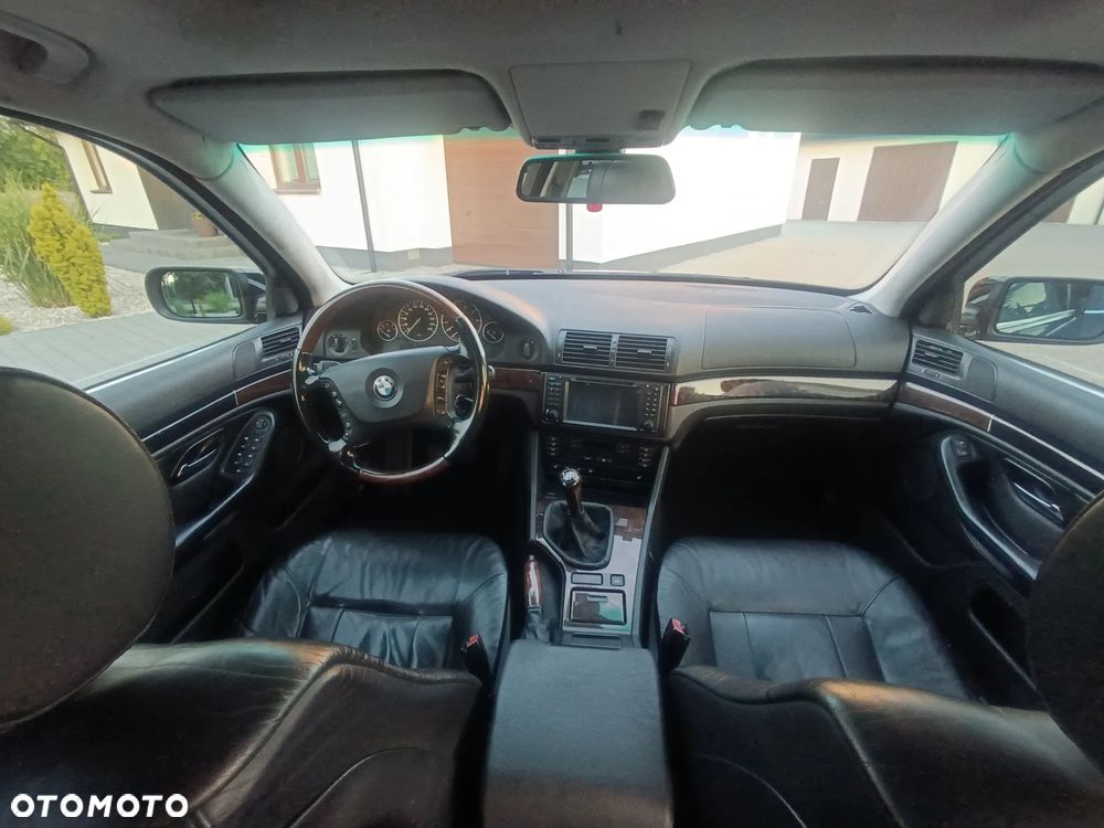 BMW Seria 5 - 14