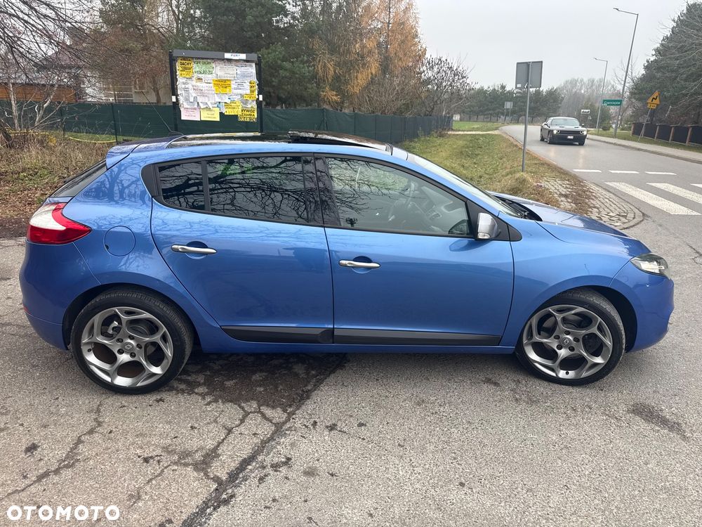 Renault Megane TCe 180 GT - 4