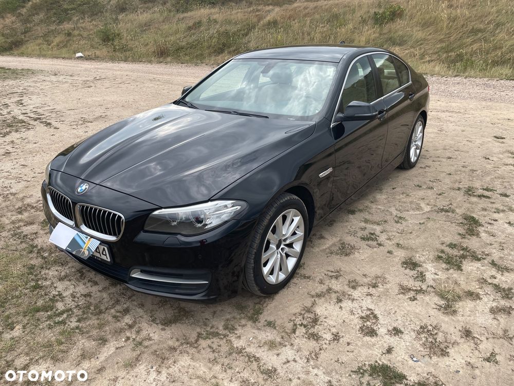 BMW Seria 5 520d xDrive - 1