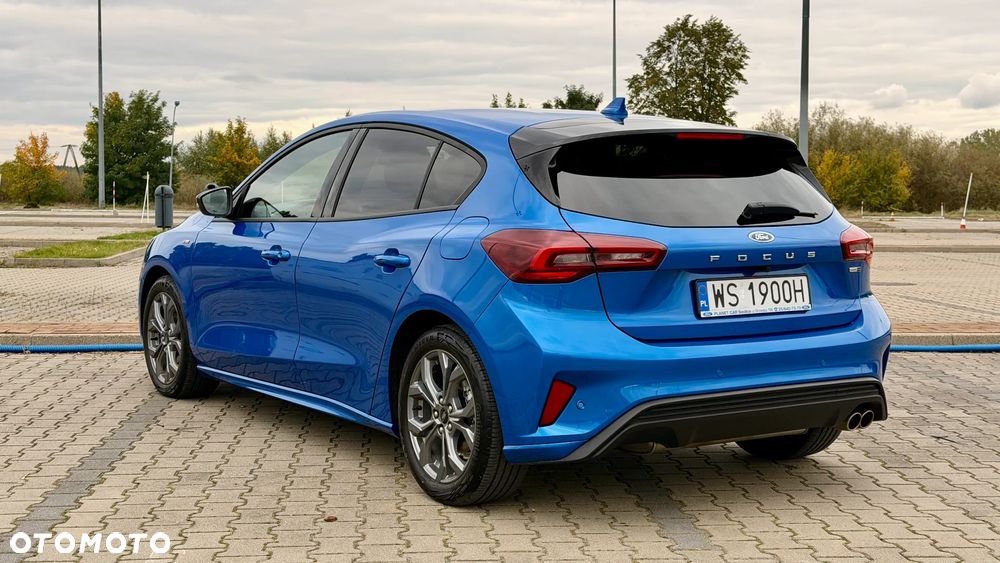Ford Focus 1.0 EcoBoost mHEV ST-Line X - 5