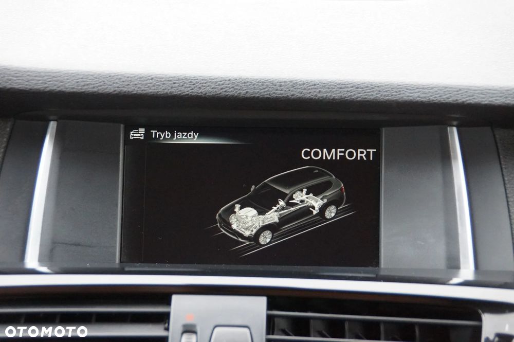 BMW X3 xDrive20i - 18