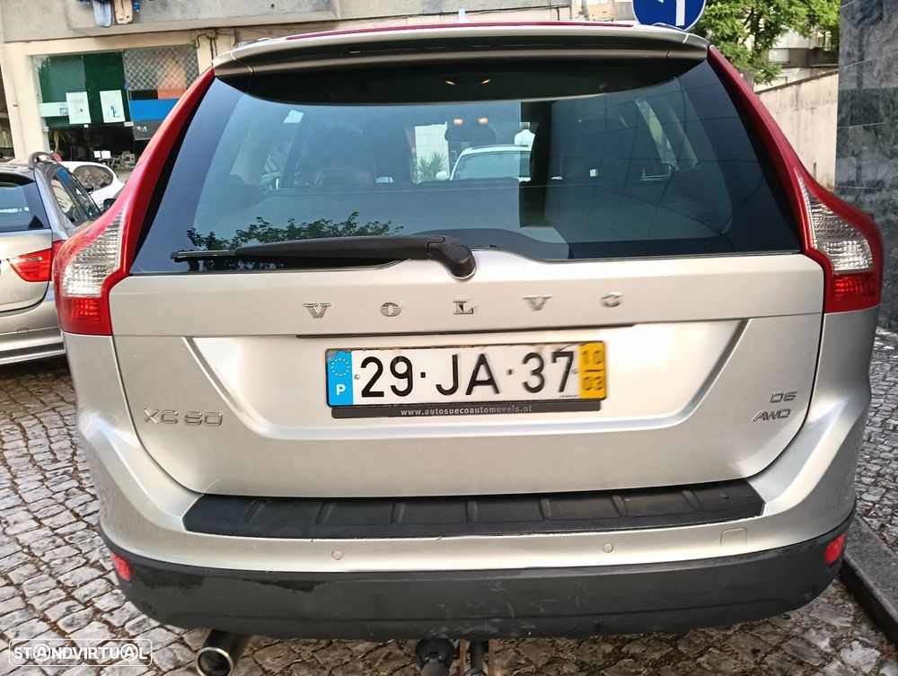 Volvo XC 60 2.4 D Geartronic - 18