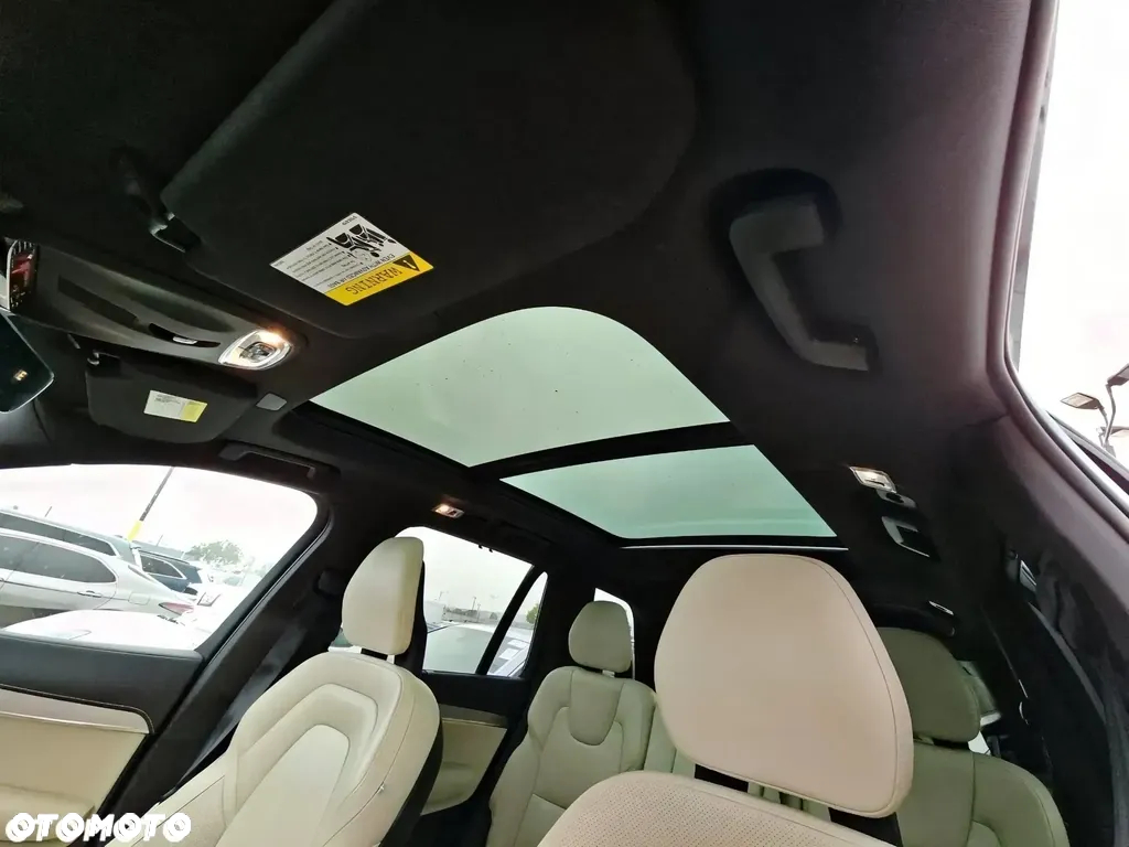 Volvo XC 90 T6 AWD R-Design 7os - 7