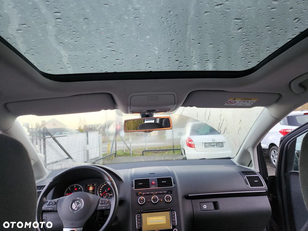 Volkswagen Touran 2.0 TDI Highline - 31