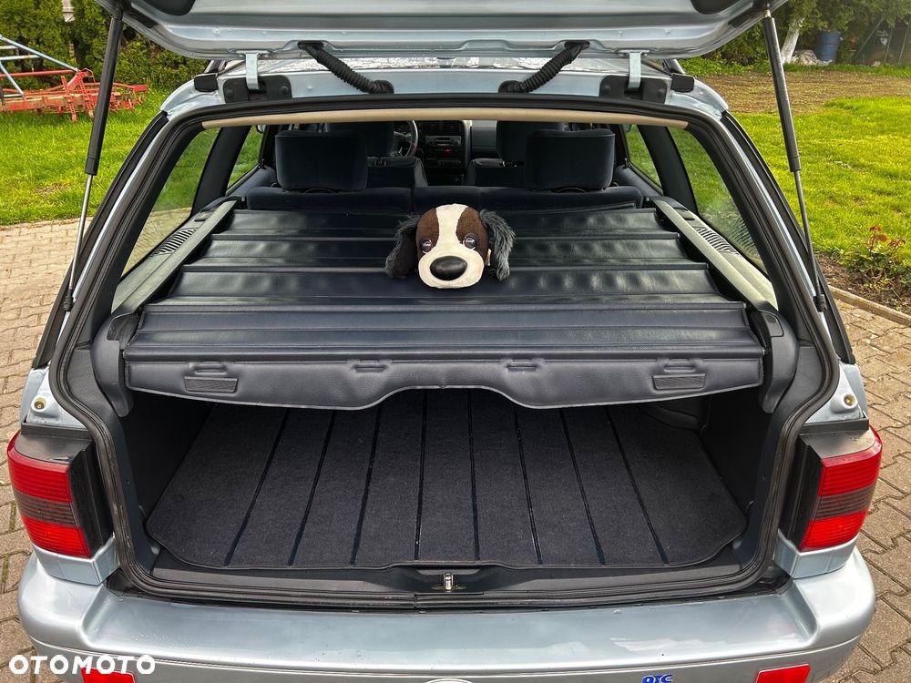 Volkswagen Passat 2.0 GT - 13