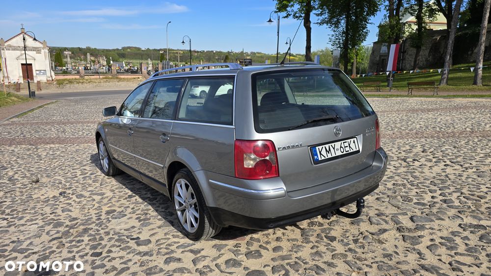 Volkswagen Passat 2.5 TDI Highline Tiptr - 8