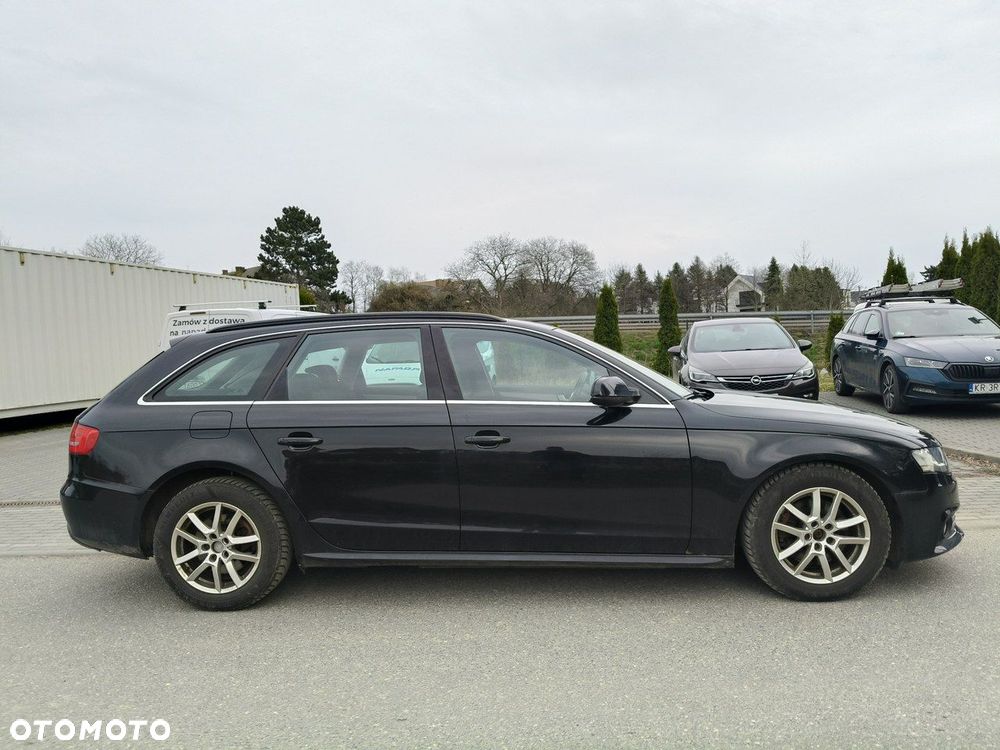 Audi A4 Avant - 9