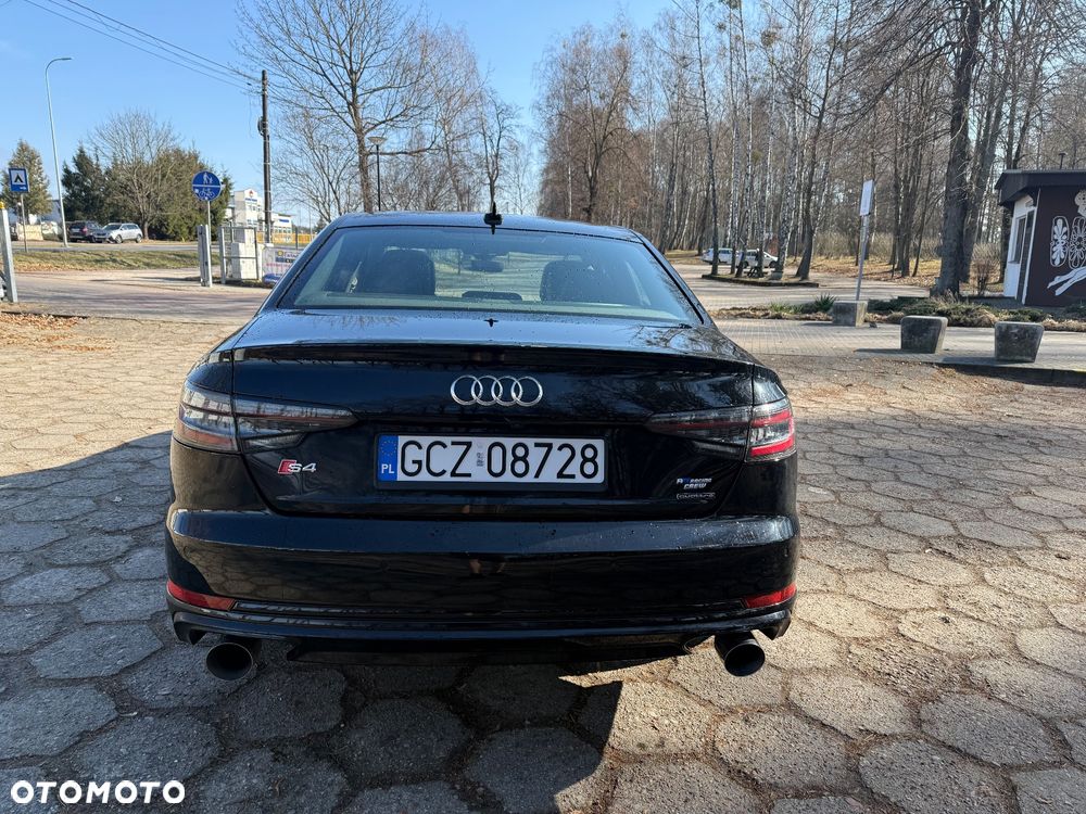 Audi A4 Limousine 2.0 TFSI Quattro Sport S tronic - 22