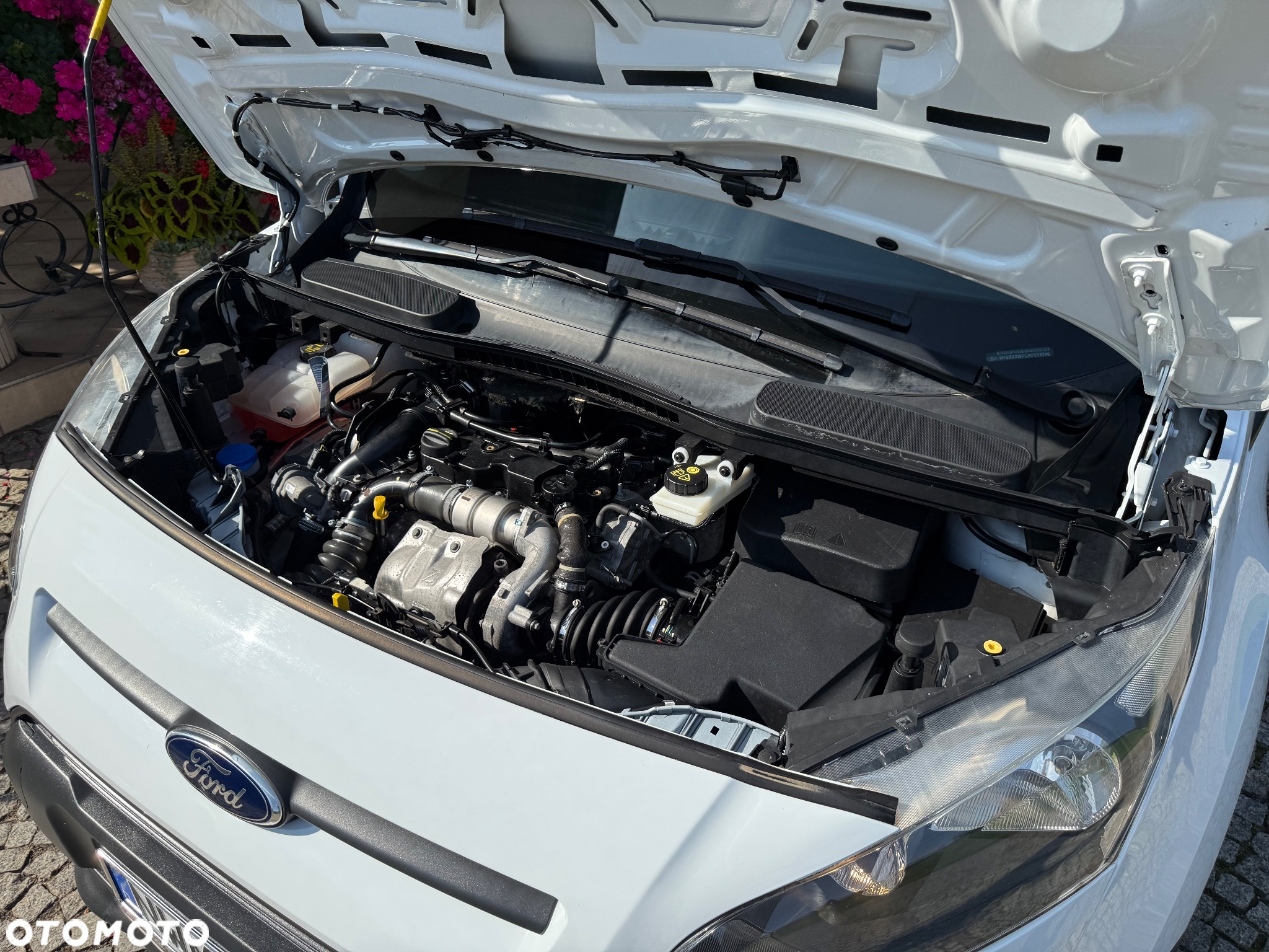 Ford Transit Connect klimatyzacja webasto hak piękny - 36