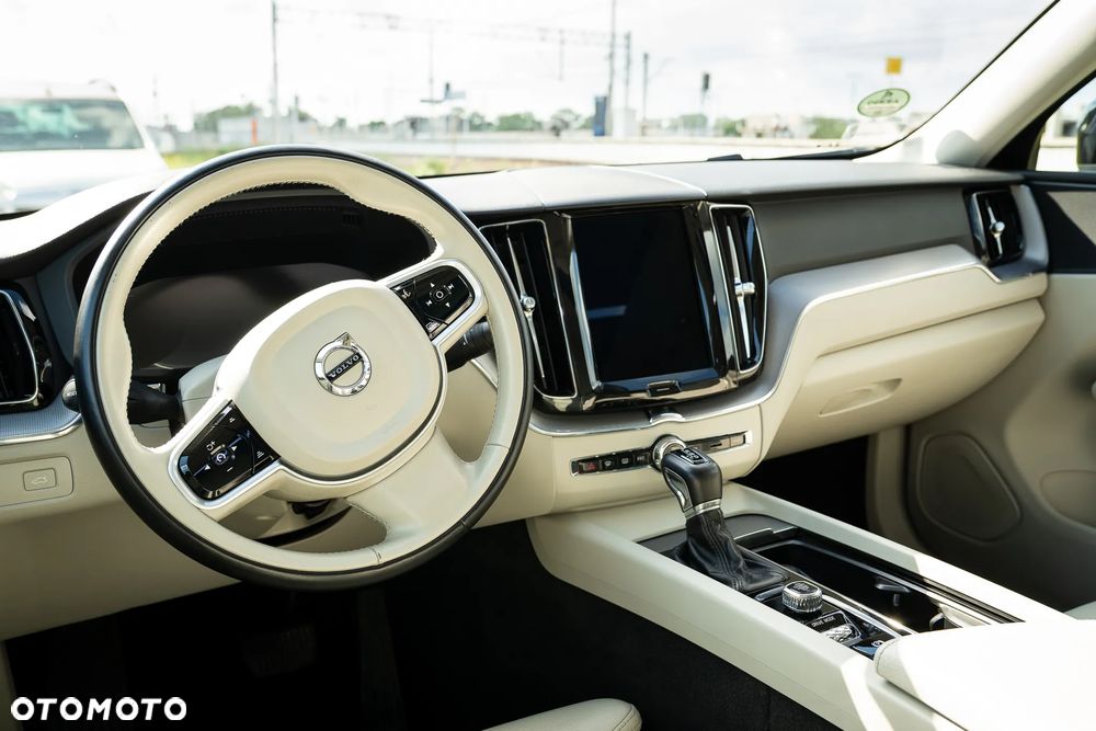Volvo XC 60 D4 AWD Inscription - 22