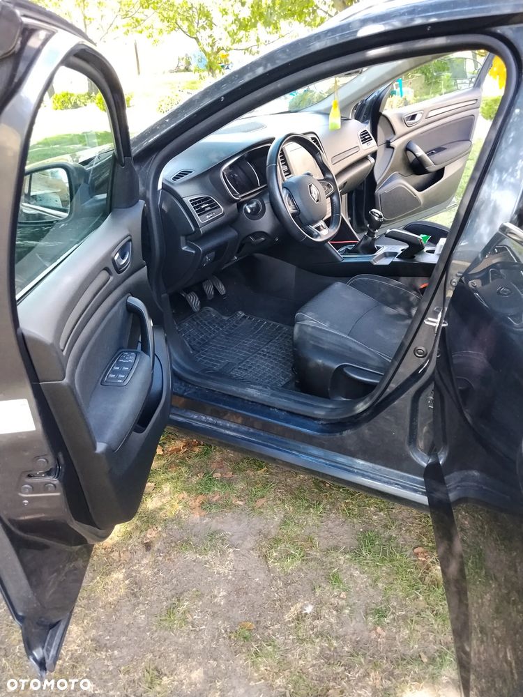 Renault Megane - 11