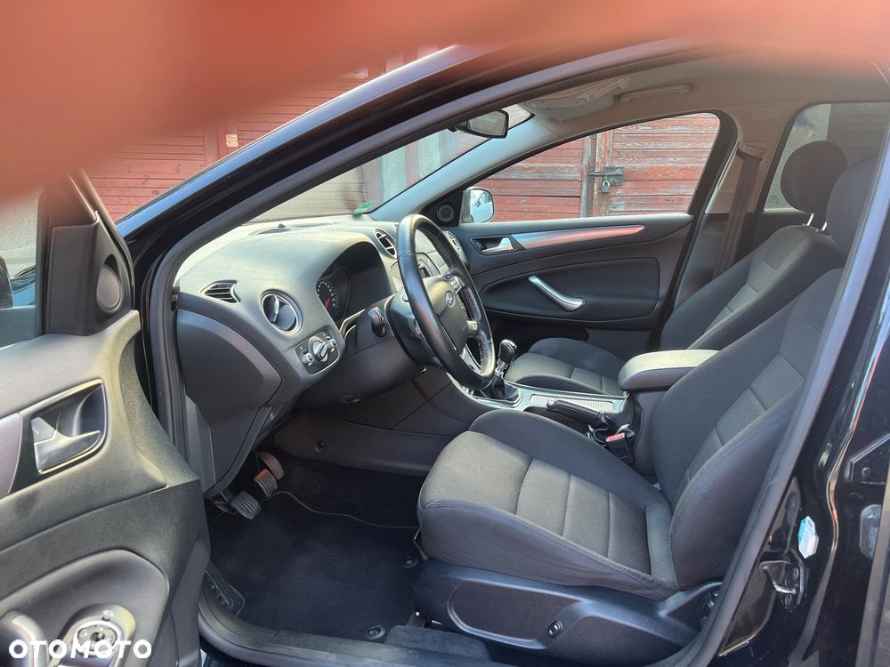Ford Mondeo 2.0 TDCi Titanium - 8