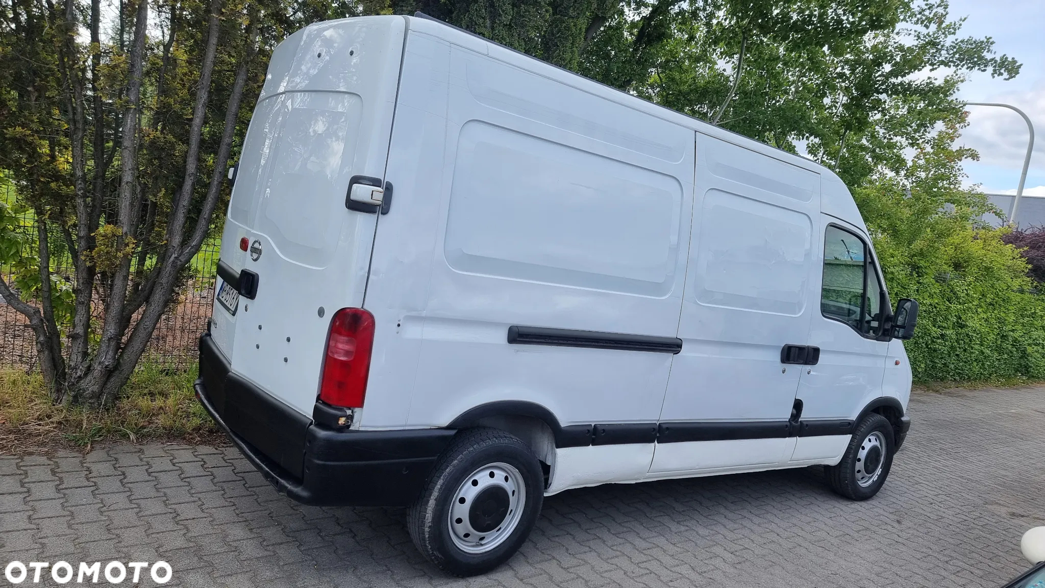 Nissan INTERSTAR - 5
