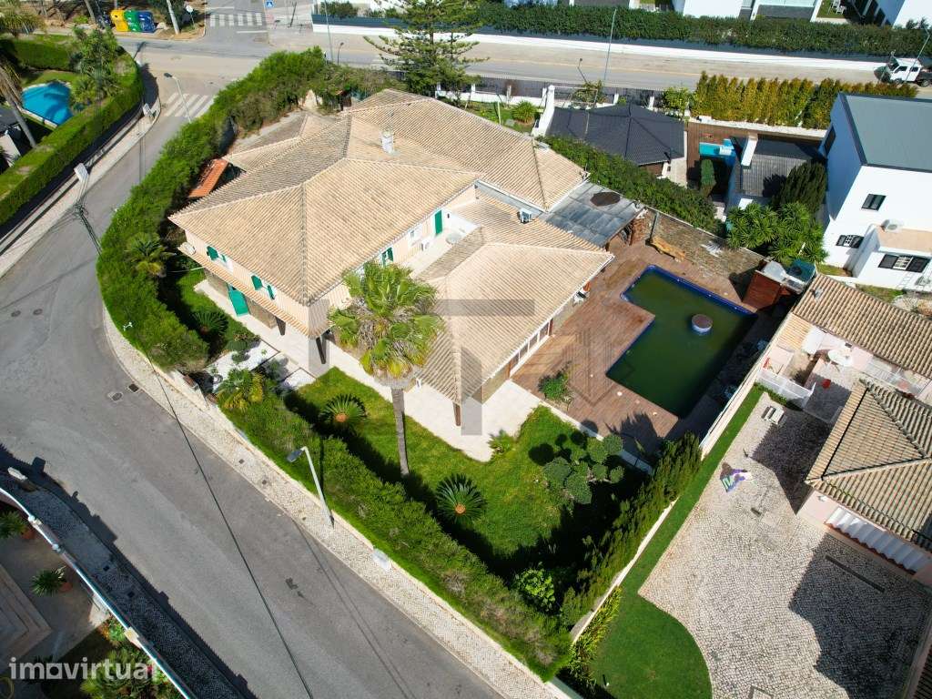 Moradia T6 com Piscina para Arrendamento em Birre, Cascais - Grande imagem: 4/60