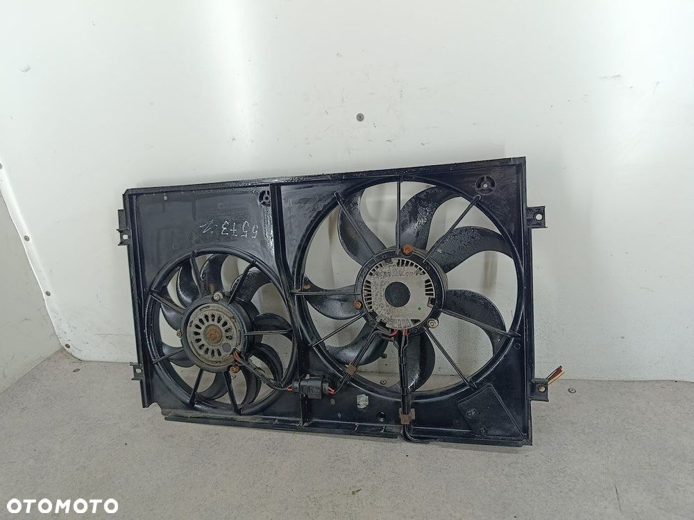 WENTYLATOR CHŁODNICY VW GOLF PLUS I 13-55D300198 1K0.121.207T 1.4 TSI - 4